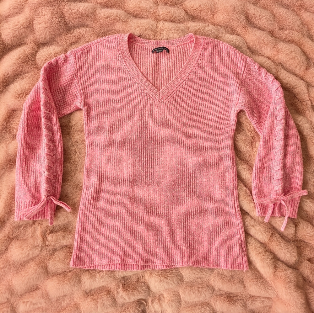 American Eagle V-Neck Sweater - Size XS